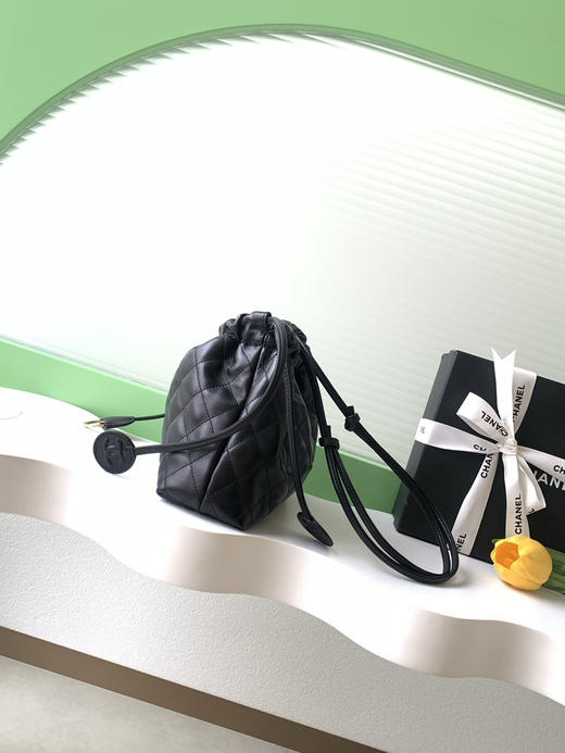 春季特惠💰1060 原单香奈儿 26s福袋菱格抽绳水桶包AS5227 商品图1