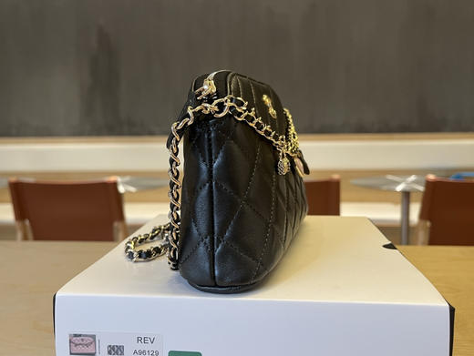 春季特惠💰980 原单香奈儿A96129 爱心吊坠链条包 商品图4