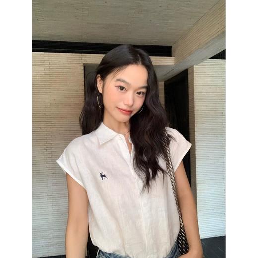 卷卷紫小鹿棉麻飞袖衬衣 棉麻混纺舒适透气柔软 手工小鹿刺绣精致有质感 小飞袖专治各种肩型焦虑 时尚百搭不挑人 商品图10