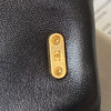 春季特惠💰1050 原单香奈儿 春夏系列24P珍珠链条 mini AS4384 珍珠链条搭配整体的黑金配色更优雅 商品缩略图6