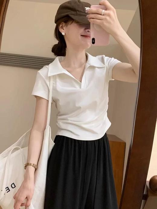 巨显腰细的 V 领Polo短 T 商品图8