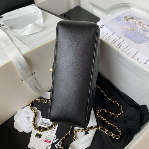 春季特惠💰1050 原单香奈儿 春夏系列24P珍珠链条 mini AS4384 珍珠链条搭配整体的黑金配色更优雅 商品图5