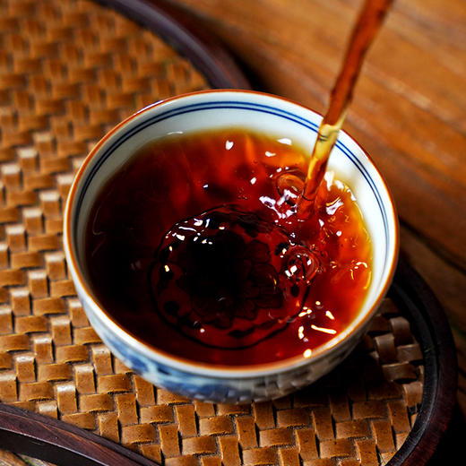 5月12日中午12点【冰岛熟茶】2020年春茶发酵一杯好茶是会说话的，一壶沸水便知，全程米汤感凸显，沁心甘甜，8克/泡*20泡/盒 商品图4