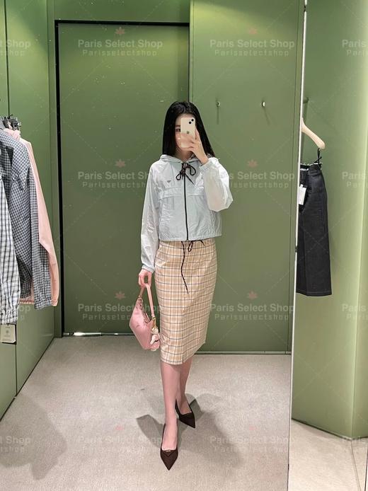 Prad*普拉达春夏新款连帽防晒衣 商品图5
