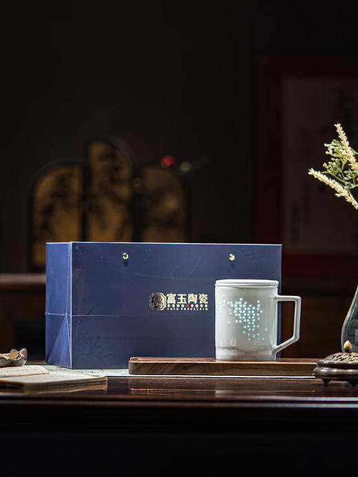 新品 富玉 | 富玉陶瓷景德镇茶杯男士泡茶专用办公杯大容量带盖茶水分离杯 星韵茶漏杯 商品图6