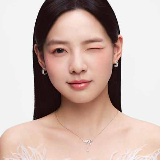 KADER卡蒂罗 羽迹耳环 高级简约时尚小众设计感耳饰 轻奢礼物 商品图3