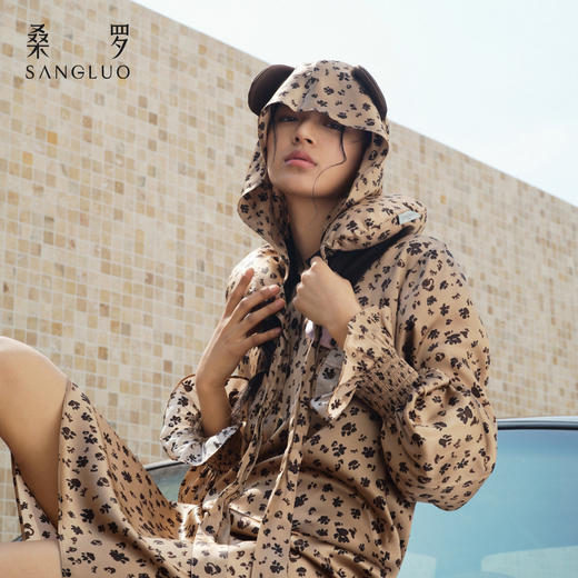甜酷豹纹』桑罗真丝颈枕100%桑蚕丝出差旅游U型枕四季通用护颈枕 商品图4