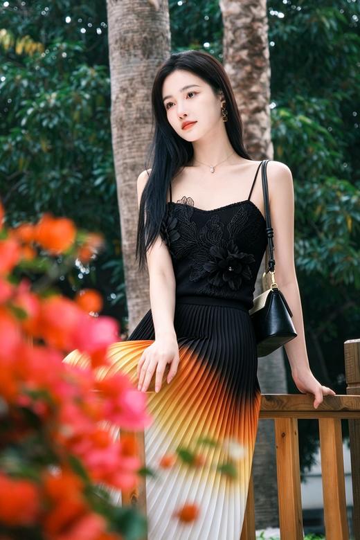 逸红颜明月优选 #「花息」和纸纱花朵吊带，纸的轻盈，纱的柔韧，花的呼吸 商品图2