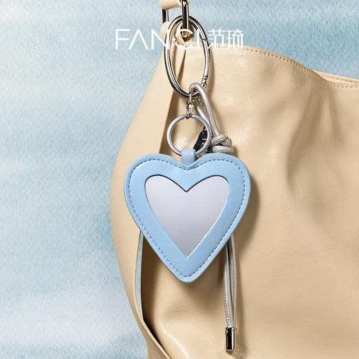 Fanci 范琦周边520限定蓝眼泪包挂 商品图1