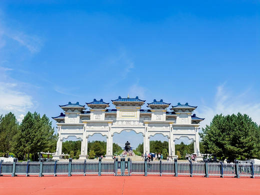 7.6/8.3【牧野少年·6天5晚鄂尔多斯草原沙漠趣味夏令营 】那达慕盛会体验+沉浸式游牧文化；成吉思汗陵；响沙湾+康巴什双岛撒野；鄂尔多斯博物馆+蒙古非遗手作体验；草原星空篝火晚会； 商品图7