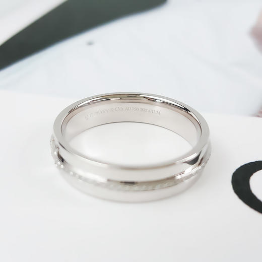 【95新】Tiffany & Co.蒂芙尼T 系列白金宽版镶钻双T戒指62号、宽度约5.3mm中性款170426TJ50 商品图4