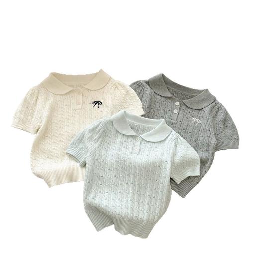 【温柔百搭❗️女童针织Polo衫】细腻镂空针织肌理质感柔和，翻领设计增添学院气息，小蝴蝶结刺绣提升精致感，亲肤针织面料透气不闷汗，韩版洋气百搭学院风冰感时髦针织衫上衣潮QQ★美物社 商品图4