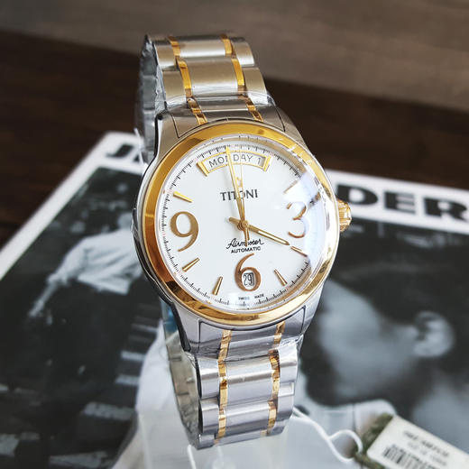 【全新】TITONI 梅花93933 SY-254自动机械机芯星期日期显示39MM（男款）Airmaster 空中霸王系列间金170426NJ10 商品图3