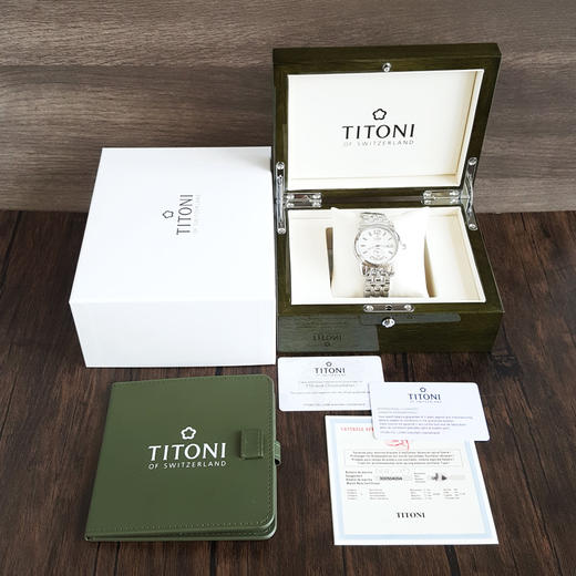 【全新】TITONI 梅花83688 S-297天文台认证自动机械机芯日期显示40MM（男款）Master Series 大师系列精钢170426NJ25 商品图1