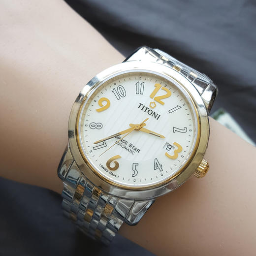 【全新】TITONI 梅花83738 SY-371自动机械机芯日期显示透明表背39MM（男款）Space Star 天星系列间金170426NJ106 商品图8