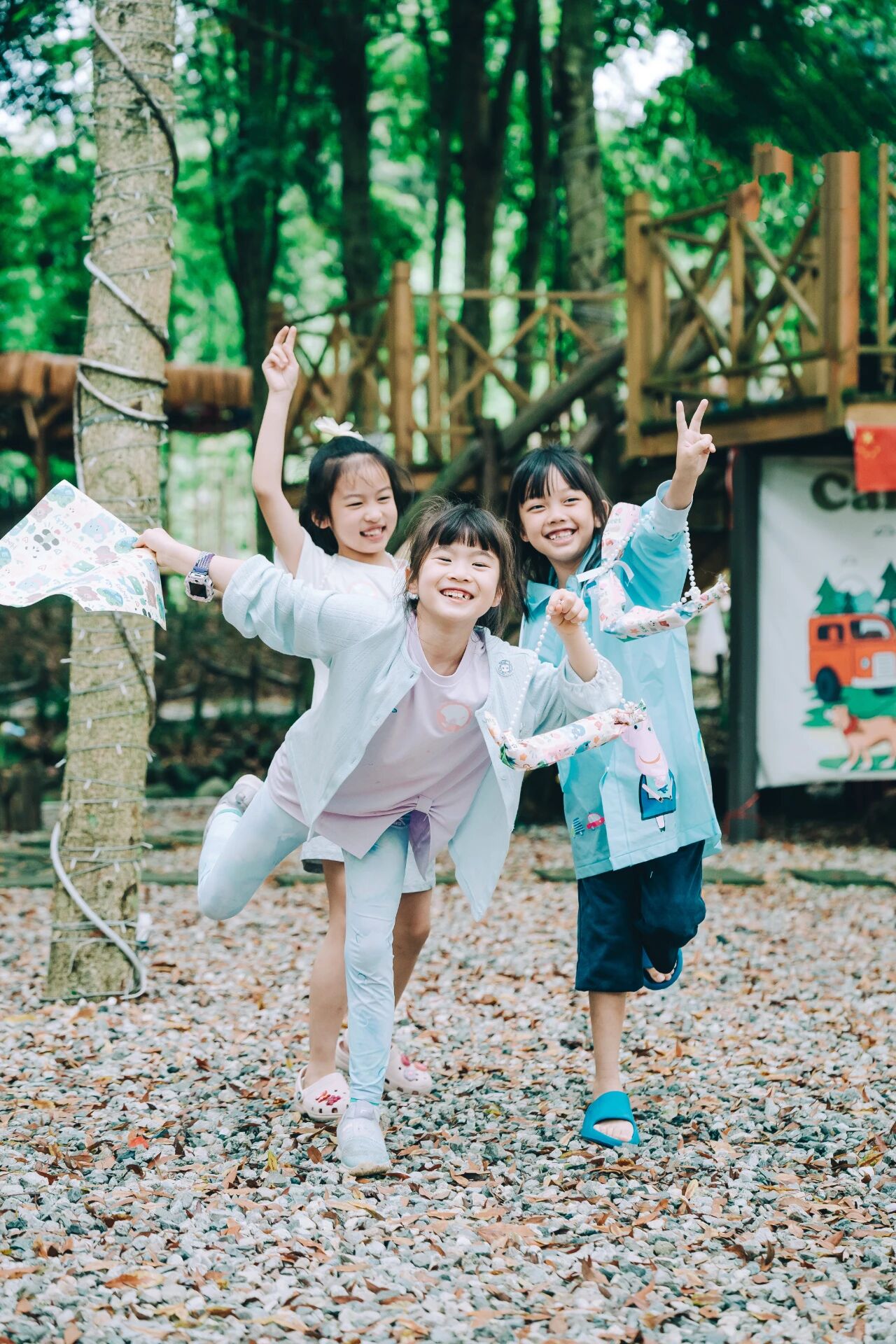 6.1郫县三道堰农场儿童节独立营：抓泥鳅、磨豆浆、抓鸭子、捡鸡蛋、小饼干diy、水球大战