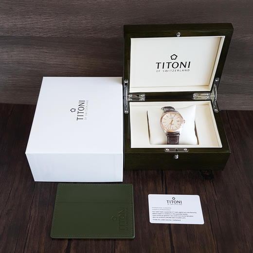 【全新】TITONI 梅花878 SRG-ST-606自动机械机芯日期显示41MM（男款）Cosmo 宇宙系列精钢/皮带170426NJ98 商品图1