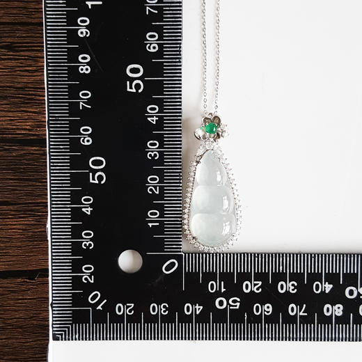 【天然正品】A货翡翠 PT950精品铂金镶天然高冰种福豆荚翡翠（福、禄、寿）吊坠项链 040526NJS40 商品图2
