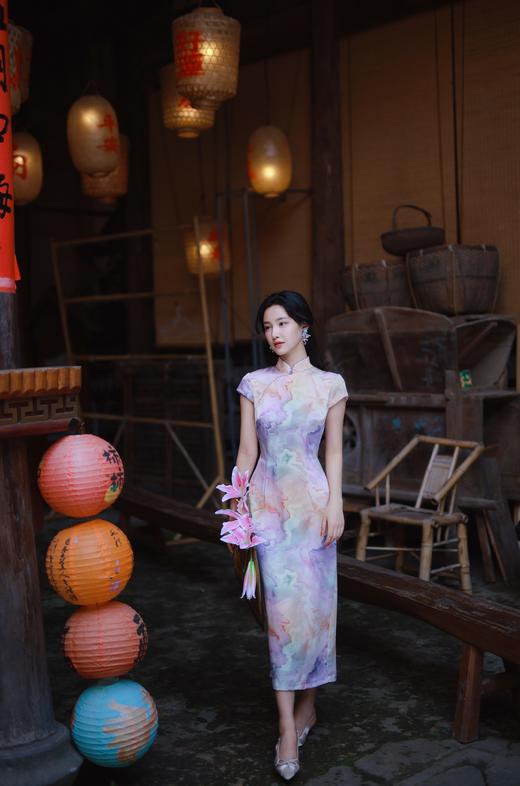 逸红颜明月优选｜『晴雾朵玫』仿醋酸水彩晕染旗袍｜手工钉珠·远看气韵近看匠心🌸 商品图10