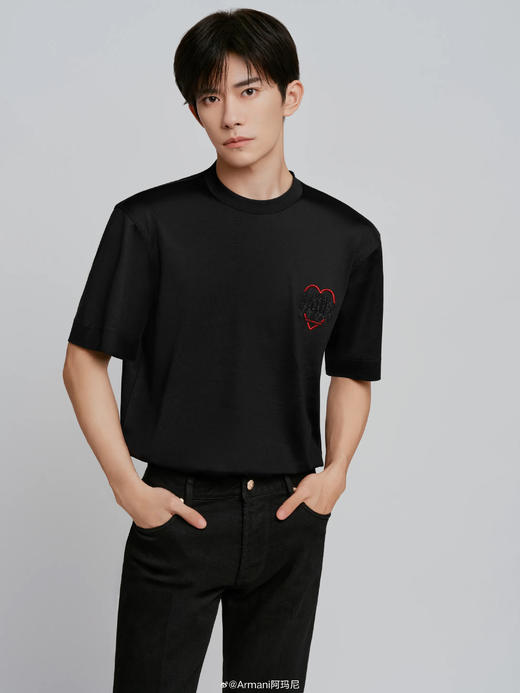 E.@ 情人节限定「LOVE」情侣款刺绣T恤 TX688 商品图1