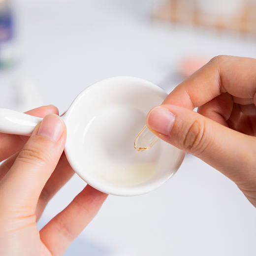 BIOPLUSS 金罐女性鱼油 三文鱼油 60粒/瓶 商品图14
