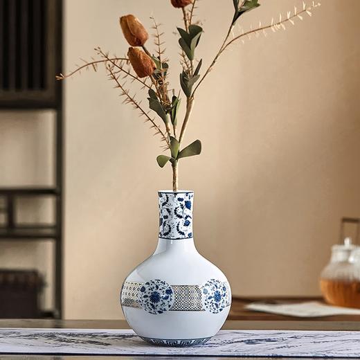 富玉呈祥丨富玉呈祥景德镇陶瓷花瓶轻奢中式青花瓷器家居中式摆件礼盒装送礼节日礼物 缠枝纹天球瓶 商品图0
