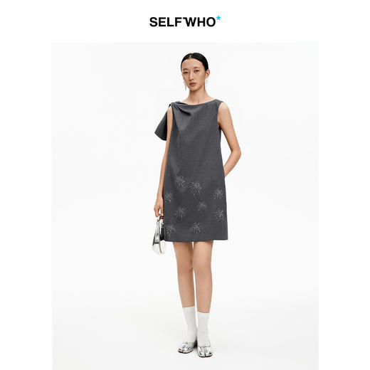 SELFWHO绵羊毛混纺无袖荡领背心连衣裙女2026夏新款烟花刺绣A字裙 商品图1