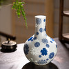 富玉呈祥丨富玉呈祥景德镇陶瓷花瓶青花白瓷玲珑釉中彩创意摆件桌面装饰品玄关礼盒装 皮球花天球玲珑瓶 商品缩略图0