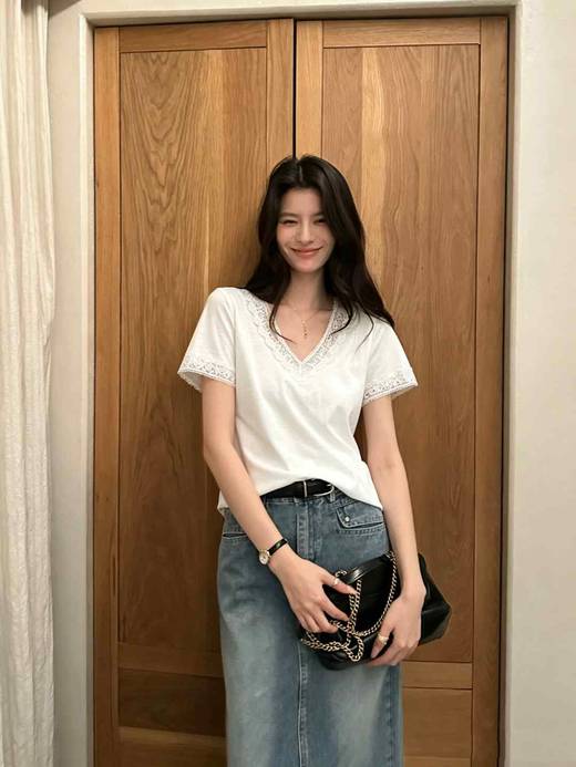 莱赛尔雪花棉感V领蕾丝花边短袖T恤 商品图1