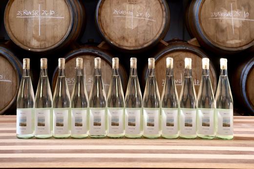 白葡萄酒 | 水晶半干白葡萄酒2025 商品图1