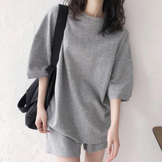 【舒适透气❗韩系松弛感】休闲运动套装女新款潮韩版宽松纯色短袖短裤两件套 商品图0