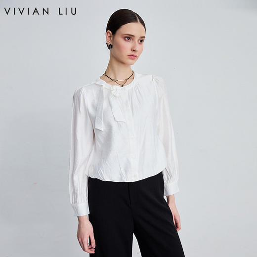 VIVIAN LIU薇薇安刘D2623010春女装新款领口蝴蝶结短款衬衫 商品图0