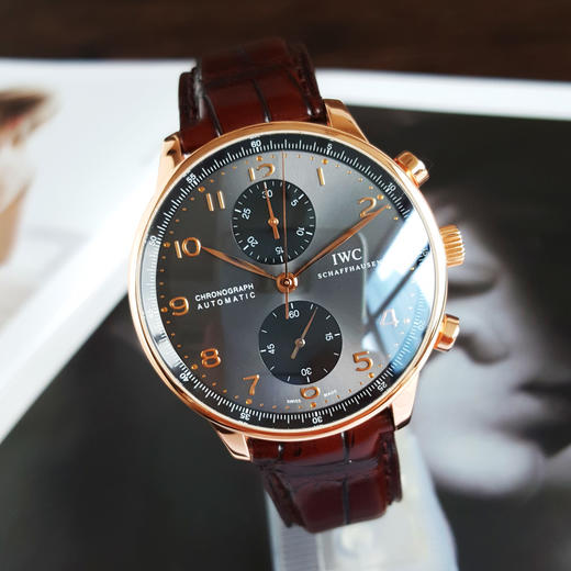 【95新】IWC 万国IW371482自动机械机芯计时41MM（男款）葡萄牙系列18K玫瑰金120526NJS09 商品图3