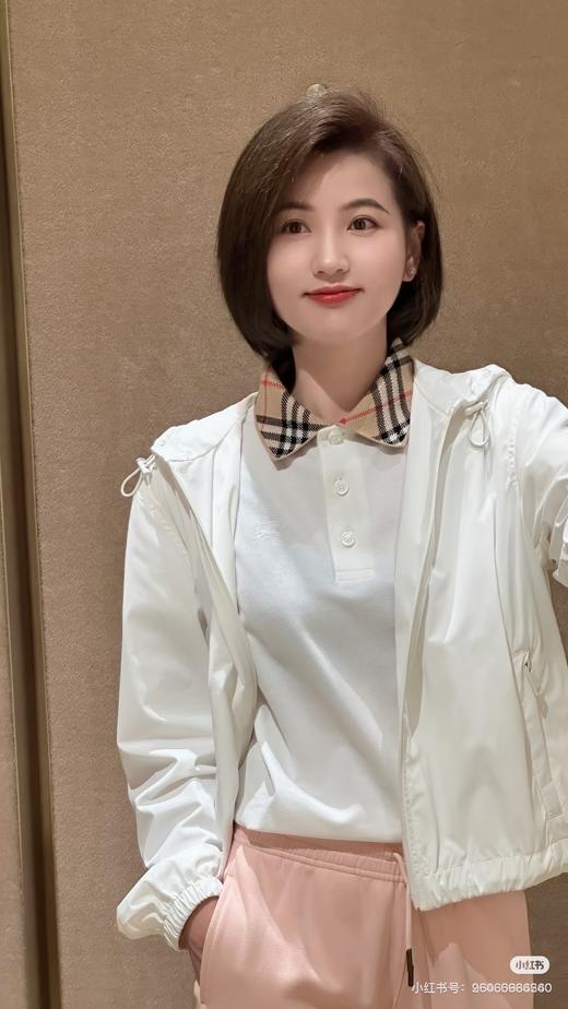 BUR26女士版型格纹衣领棉质 Polo 衫
连衣裙 商品图10