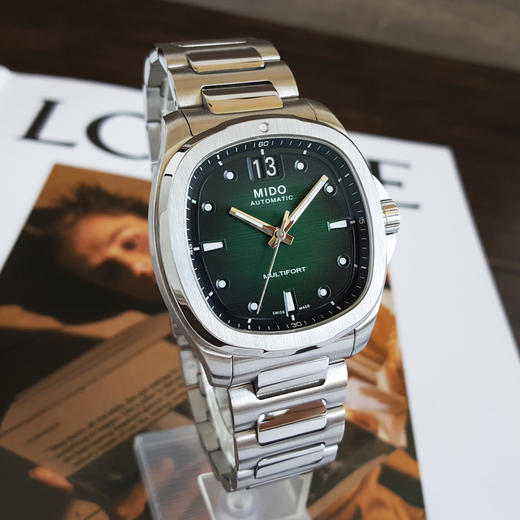 【95新】MIDO美度M049.526.11.091.00自动机械机芯大日历40*39mm（男款）舵手系列精钢110526NJS05 商品图3