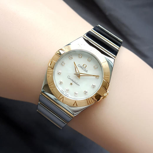 【95新】OMEGA 欧米茄123.20.27.60.55.004石英机芯27MM（女款）星座系列精钢/18K黄金120526NJT25 商品图8