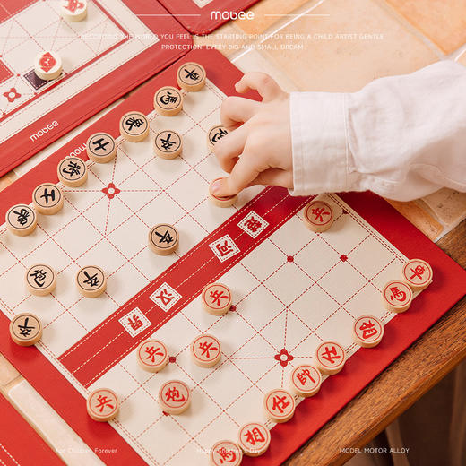 【可玩12款棋类游戏】Mobee欢乐之家多功能棋盘 五子棋/交往棋/跳棋/泡泡大扫除/飞行棋/中国象棋/国际象棋/斗兽棋/冒险之家/花砖的秘密/狐狸与鹅/早餐时间 便携式棋类玩具 节日礼物 商品图2