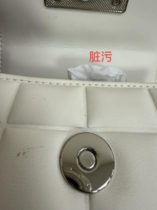 6936554837455 DKNY 唐可娜儿方格压印简约小方包 商品图6