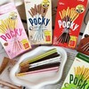限量秒💰29.9到手四盒！5款口味随机发！印尼版【格力高 Pocky 百奇饼干棒】五大神仙口味，甜香清爽全覆盖，涂层厚实均匀，香甜醇厚不齁腻 商品缩略图1