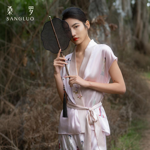 游园惊梦』桑罗戏曲印花真丝睡衣套装桑蚕丝女家居服2026新款睡裙睡袍 商品图1