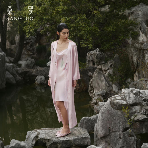 游园惊梦』桑罗戏曲印花真丝睡衣套装桑蚕丝女家居服2026新款睡裙睡袍 商品图10
