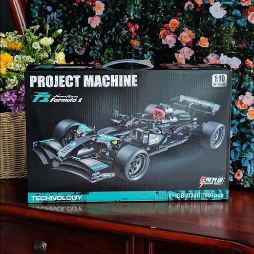 儿童节礼物 【1:10大比例】【梅赛德斯奔驰F1积木赛车1100pcs】性价比直接拉满！可用券 商品图2