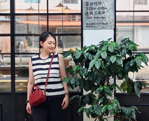 【亚麻条纹背心】纯棉+亚麻的chill 镂空提花 宽松版型 轻盈自在 透气凉爽 松弛百搭 商品图0