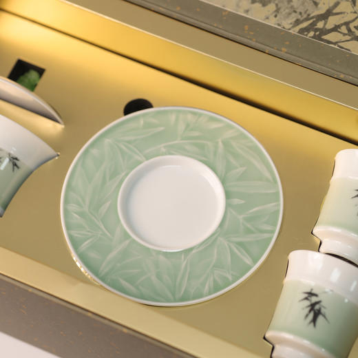 西泠 吴昌硕纪念馆联名款 西泠有美堂 缶庐近墨·玉瓷茶器 商品图6