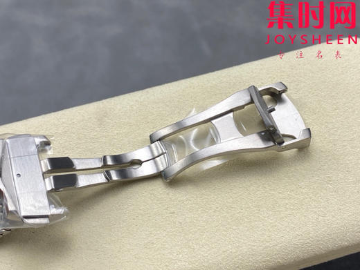 全新升级 匠心传承 欧米茄OMEGA VS海马300米系列 VS无暇赴死 邦德007-无暇赴死 全钛V4版 丹东8806一体机 男士腕表 表径42mm 商品图13