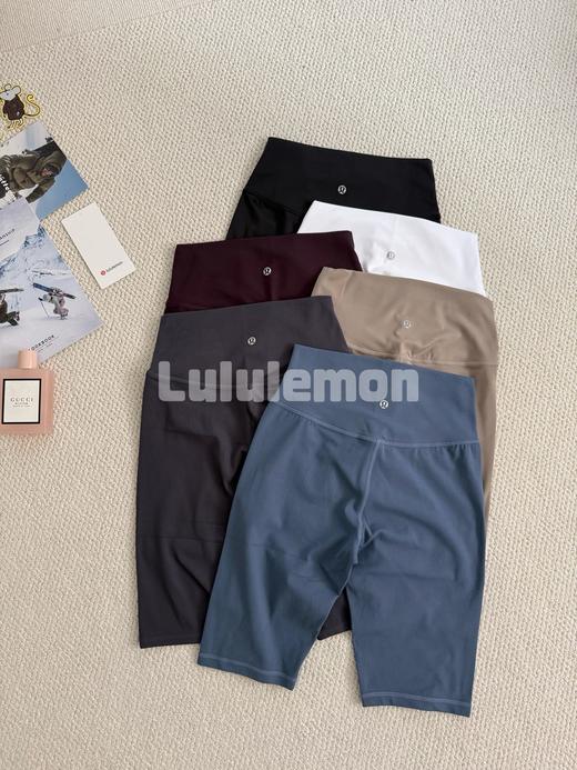 露露Align™ 女士运动高腰紧身短裤 商品图4