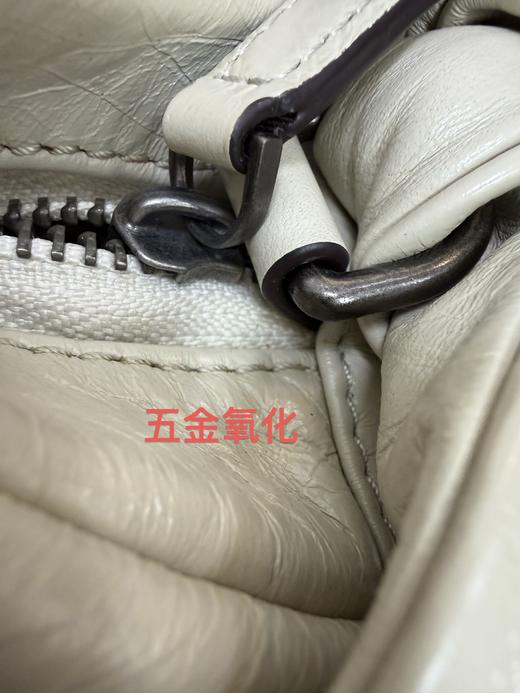 6907047475737 圣伽步SKAP SKAP圣伽步新款潮韩版百搭洋气单肩包简约时尚腋下云朵包 商品图5