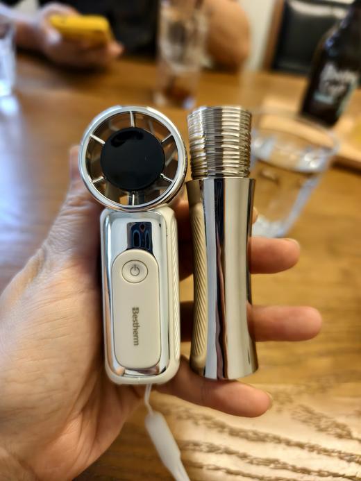【小如口红的mini风扇】超大风力！百斯腾手持高速小风扇 降温神器 长续航 迷你户外2026新款  小如口红  5大安全技术 商品图2