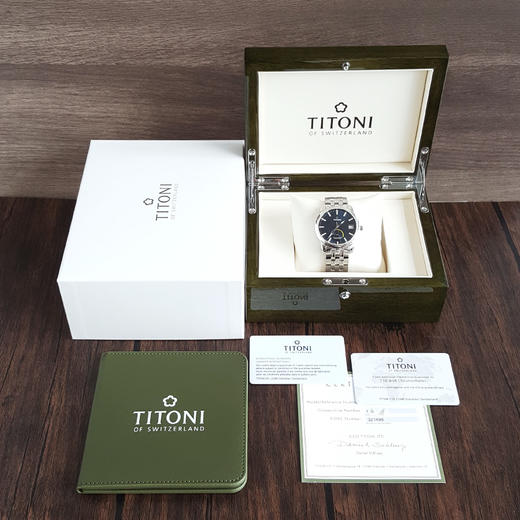 【全新】TITONI梅花94388 S-677天文台认证自动机械机芯日期显示、动力储备显示41mm（男款）大师系列精钢180426NJ49 商品图1