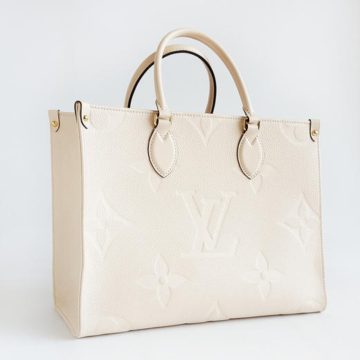 【95新】LV路易威登ONTHEGO中号M46531中号全皮奶油白压花onthego手提单肩包女士210526AK09 商品图2